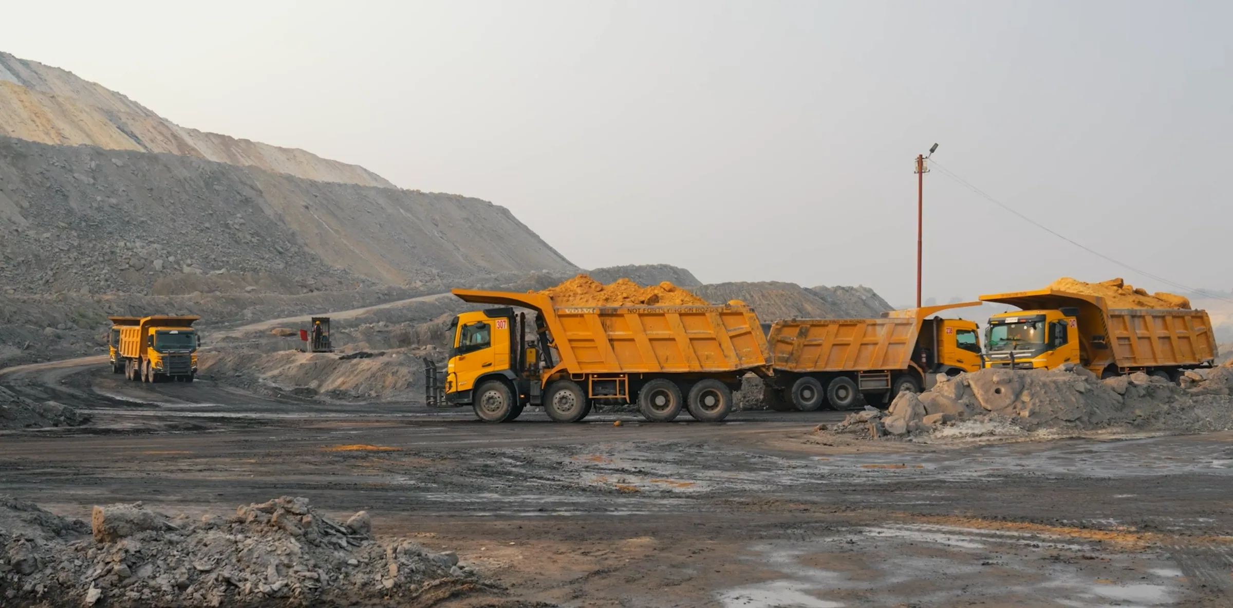 Coal dispatch to consumers by rail